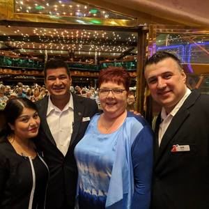 Meet your Posher, Sharon